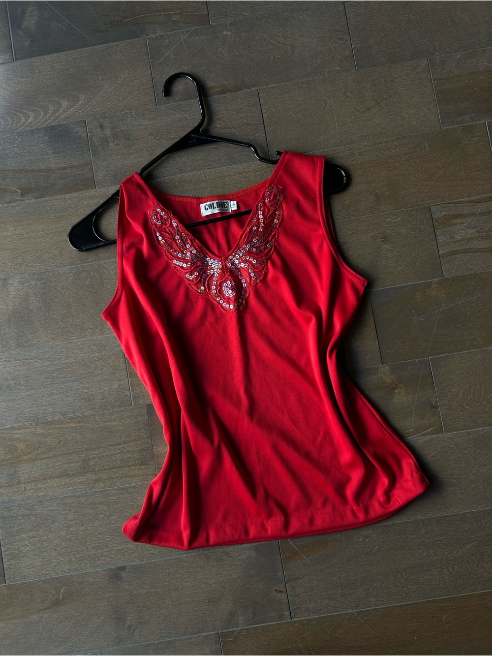Goldie Red Sequin Embellished V-Neck Sleeveless Top
